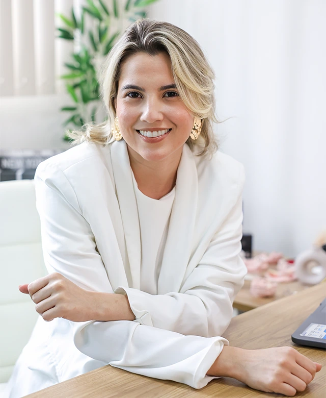 Dra. Joana Siqueira